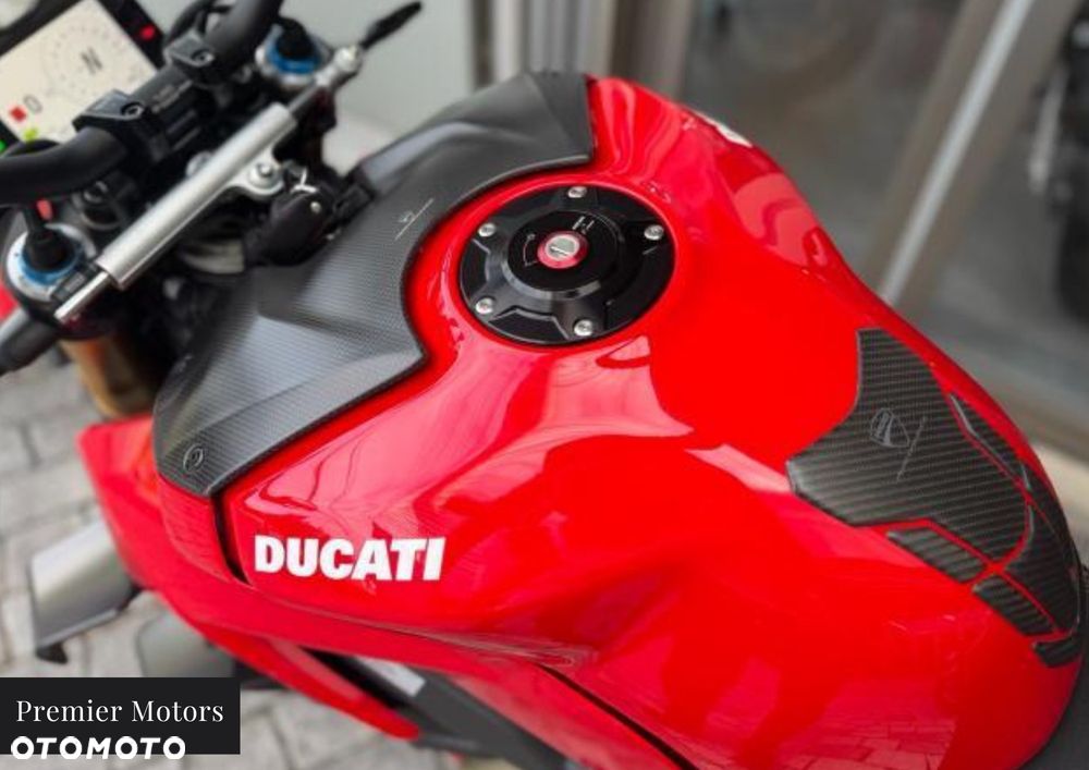 Ducati Streetfighter V4 - 4