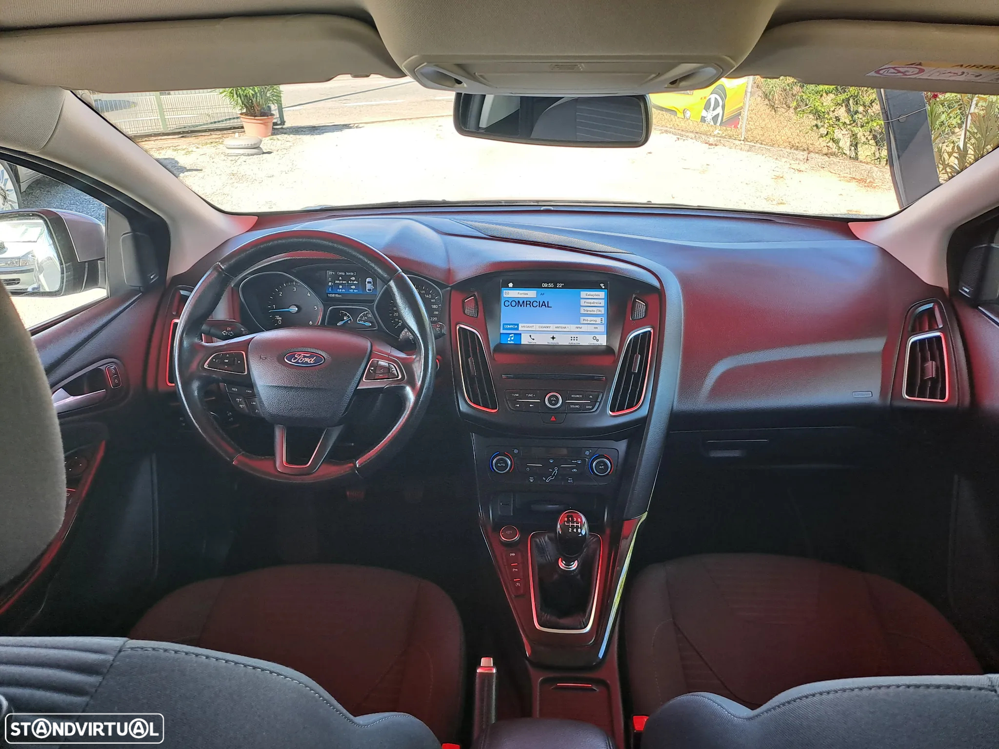Ford Focus SW 1.5 TDCi EcoBlue Titanium - 13