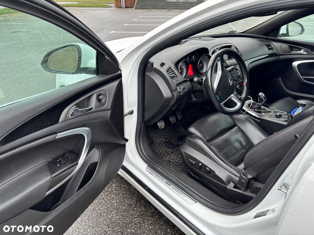 Opel Insignia - 15