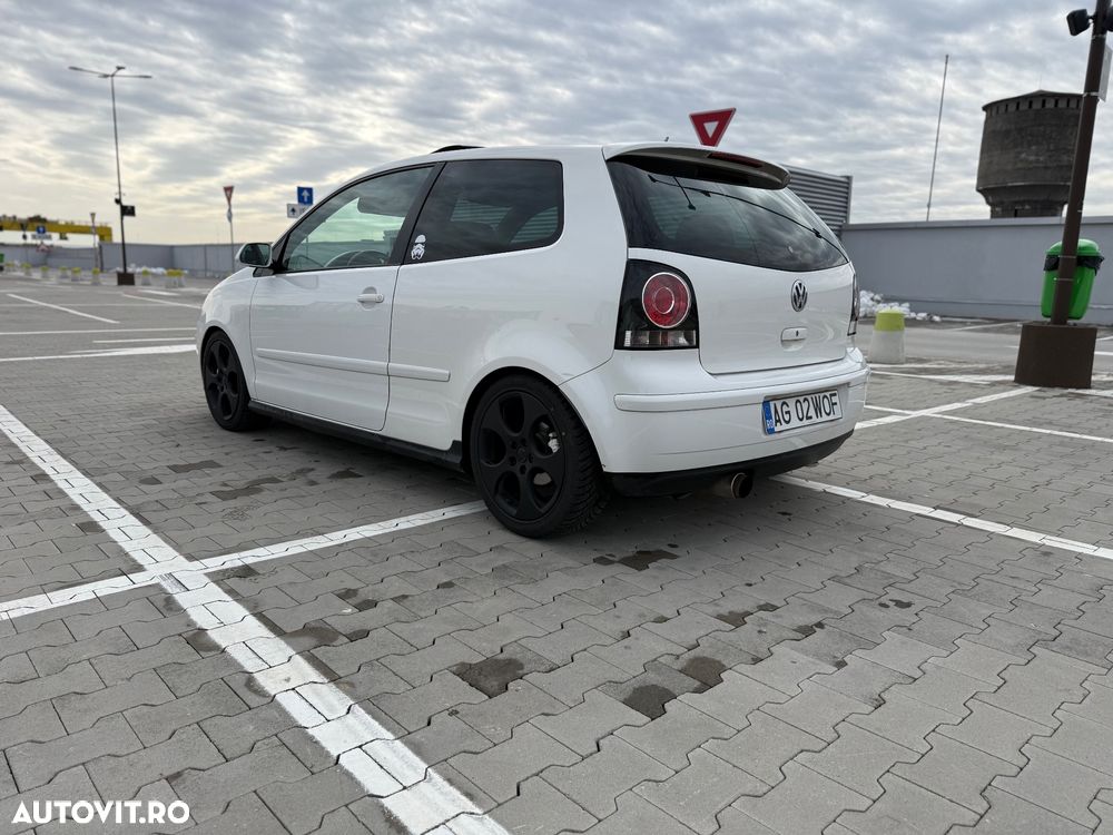 Volkswagen Polo - 4