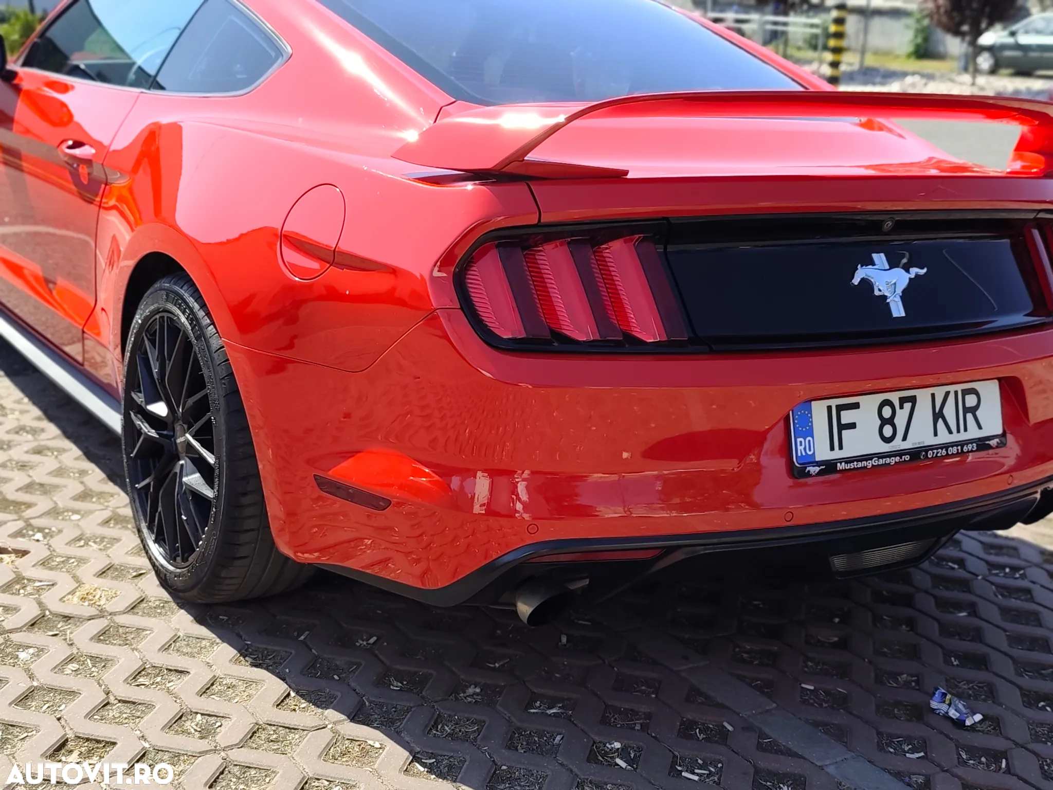 Ford Mustang 2.3 EcoBoost - 10