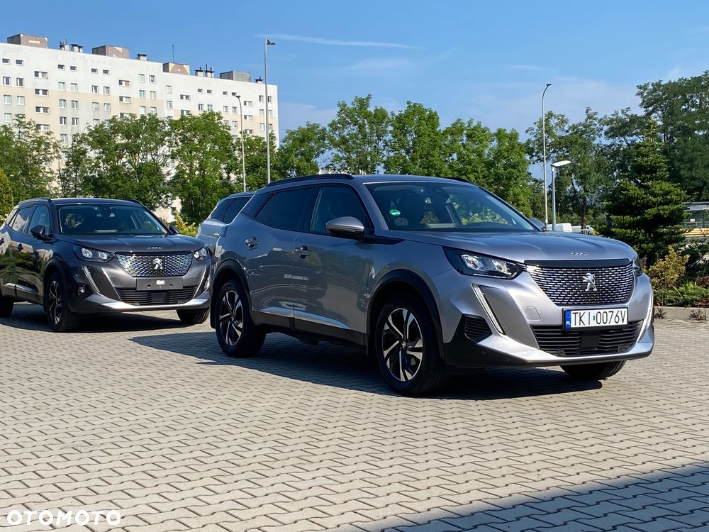Peugeot 2008 1.5 BlueHDi Allure S&S - 12