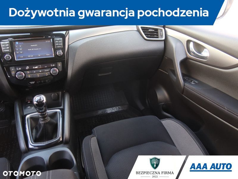 Nissan Qashqai - 10
