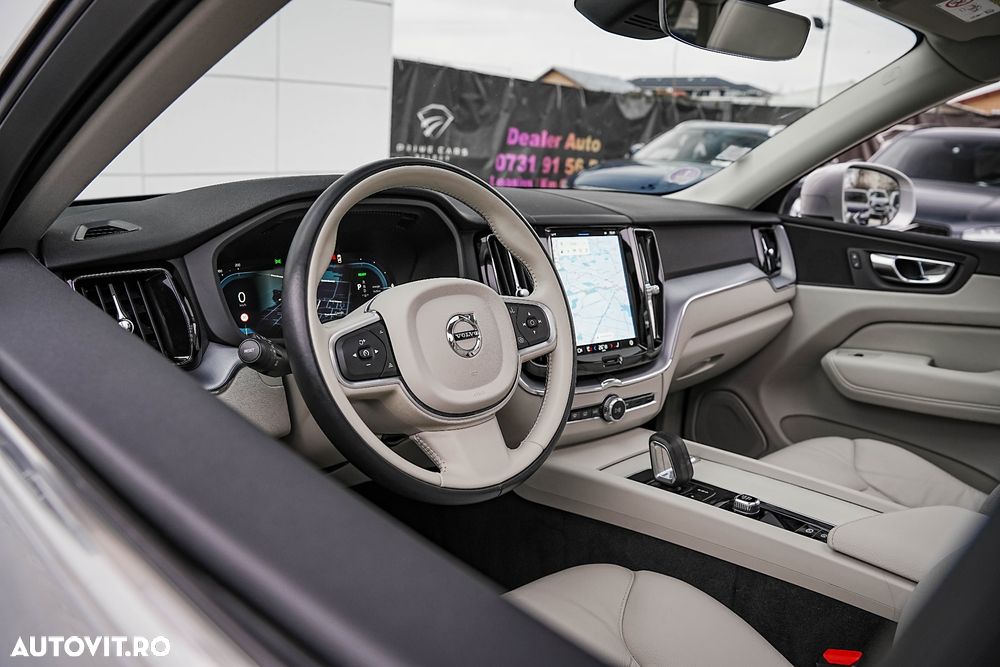 Volvo XC 60 Recharge T6 Twin Engine eAWD Inscription Expression - 4