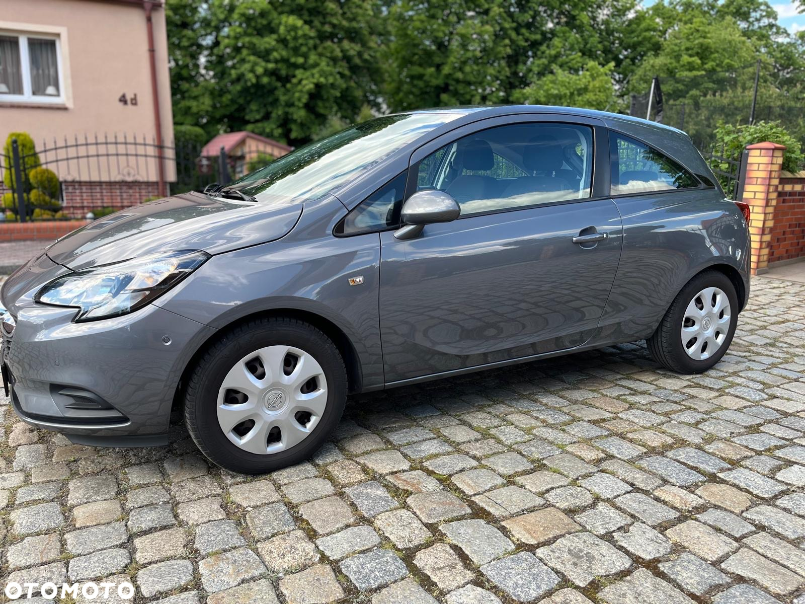 Opel Corsa 1.4 Cosmo - 19