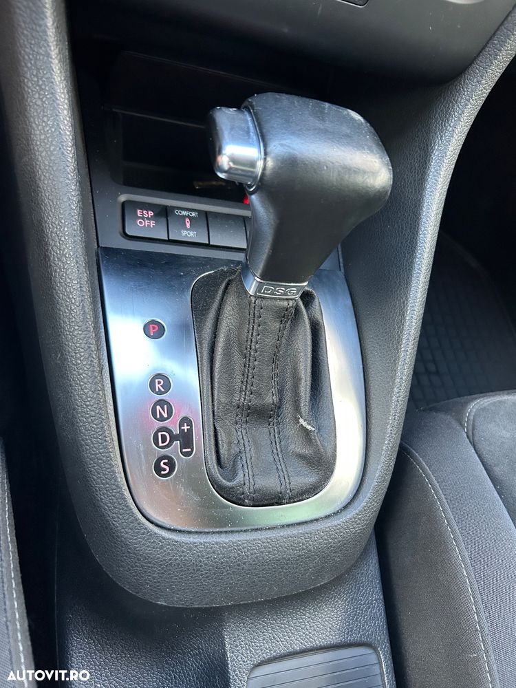 Volkswagen Golf - 26