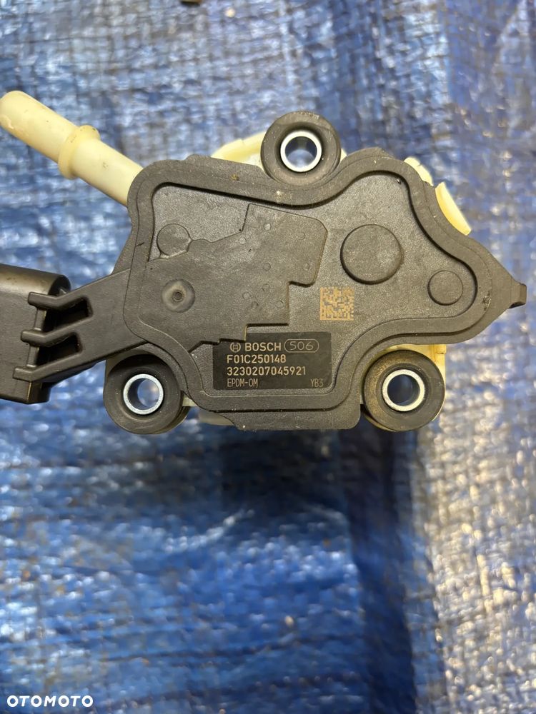 VW Passat B8 lift Tiguan II 5NA pompka adblue bosh F01C070035 - 6