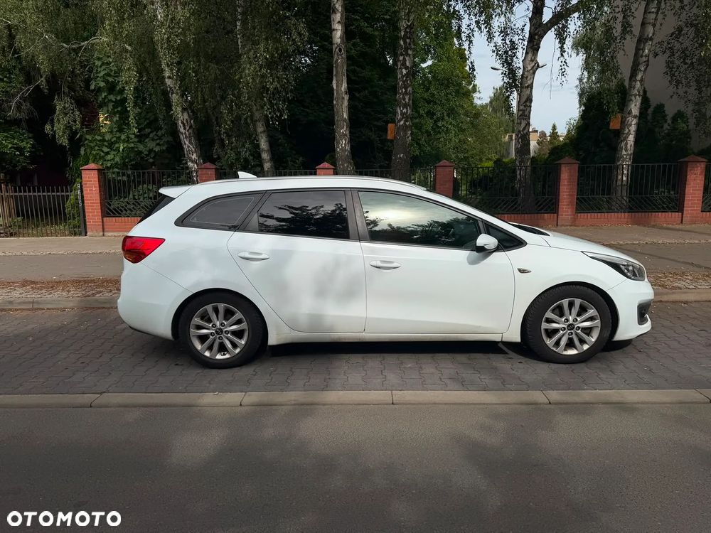 Kia Ceed 1.6 CRDi M DCT - 7