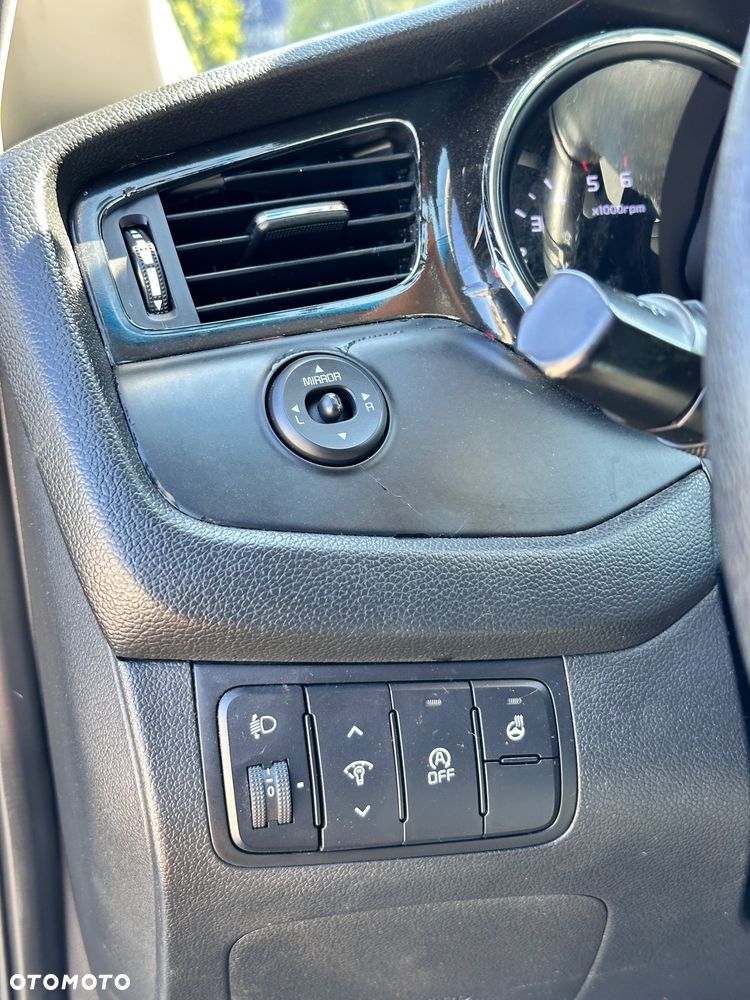 Kia Ceed 1.6 CRDi 128 Platinum Edition - 28