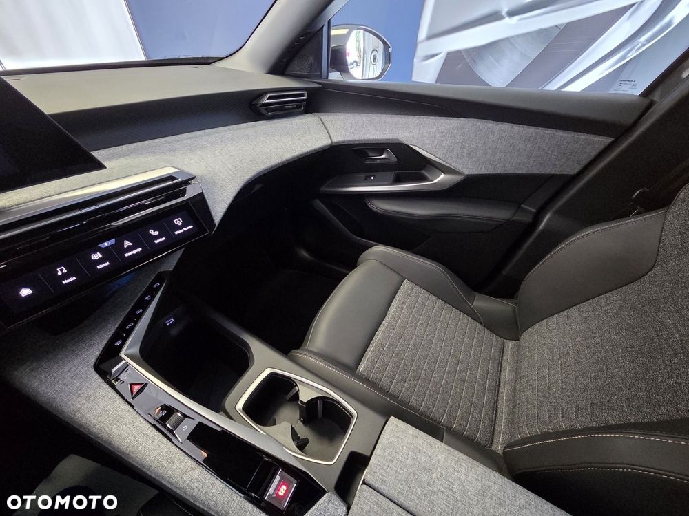 Peugeot 3008 - 13