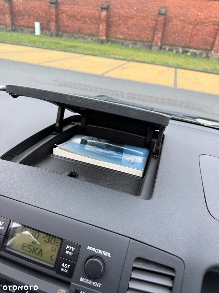 Toyota Corolla Verso 1.6 - 21