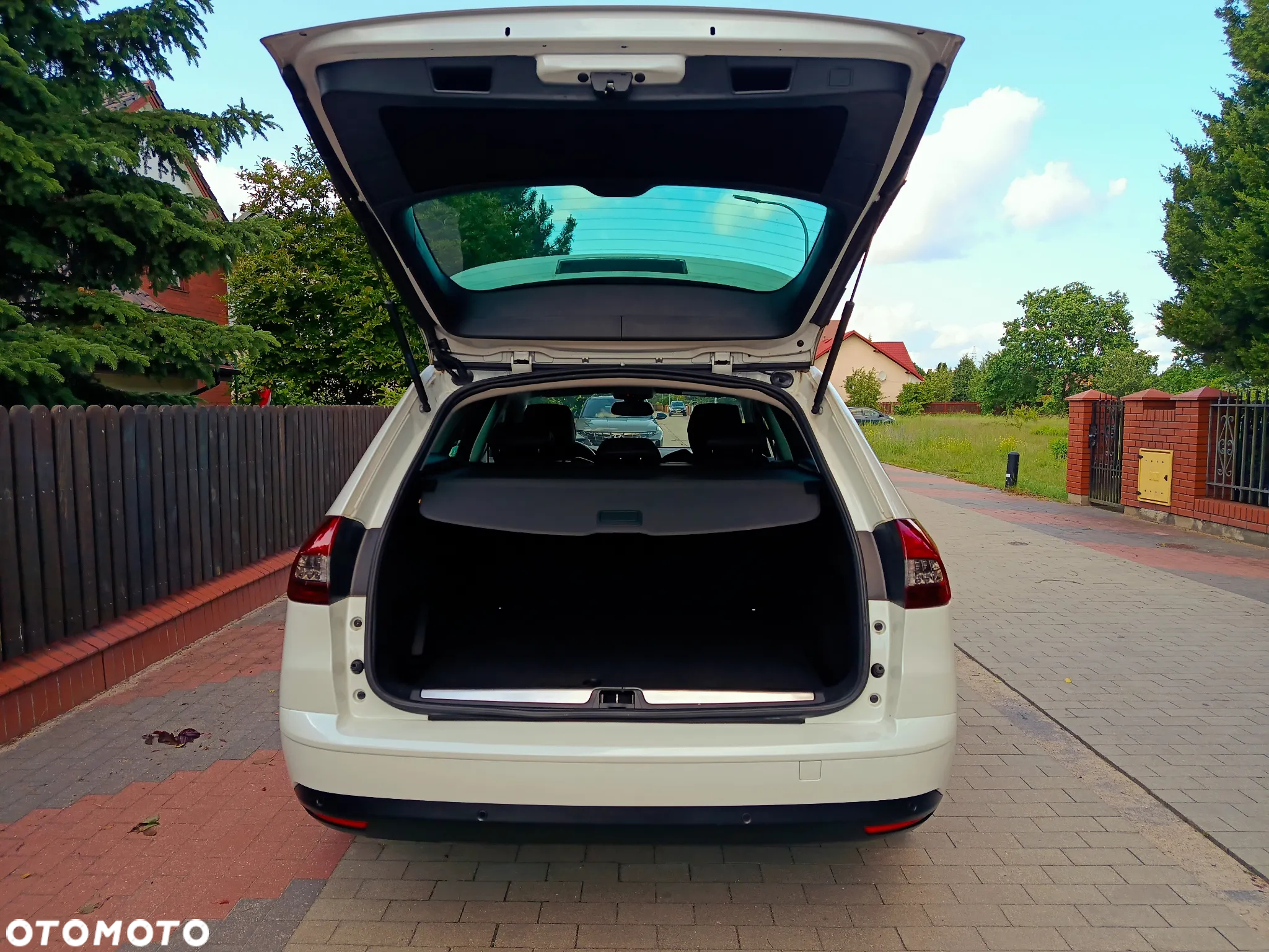 Citroën C5 Tourer BlueHDi 180 S&S EAT6 Exclusive - 4