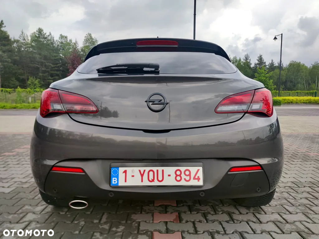 Opel Astra IV GTC 1.4 T Sport - 15