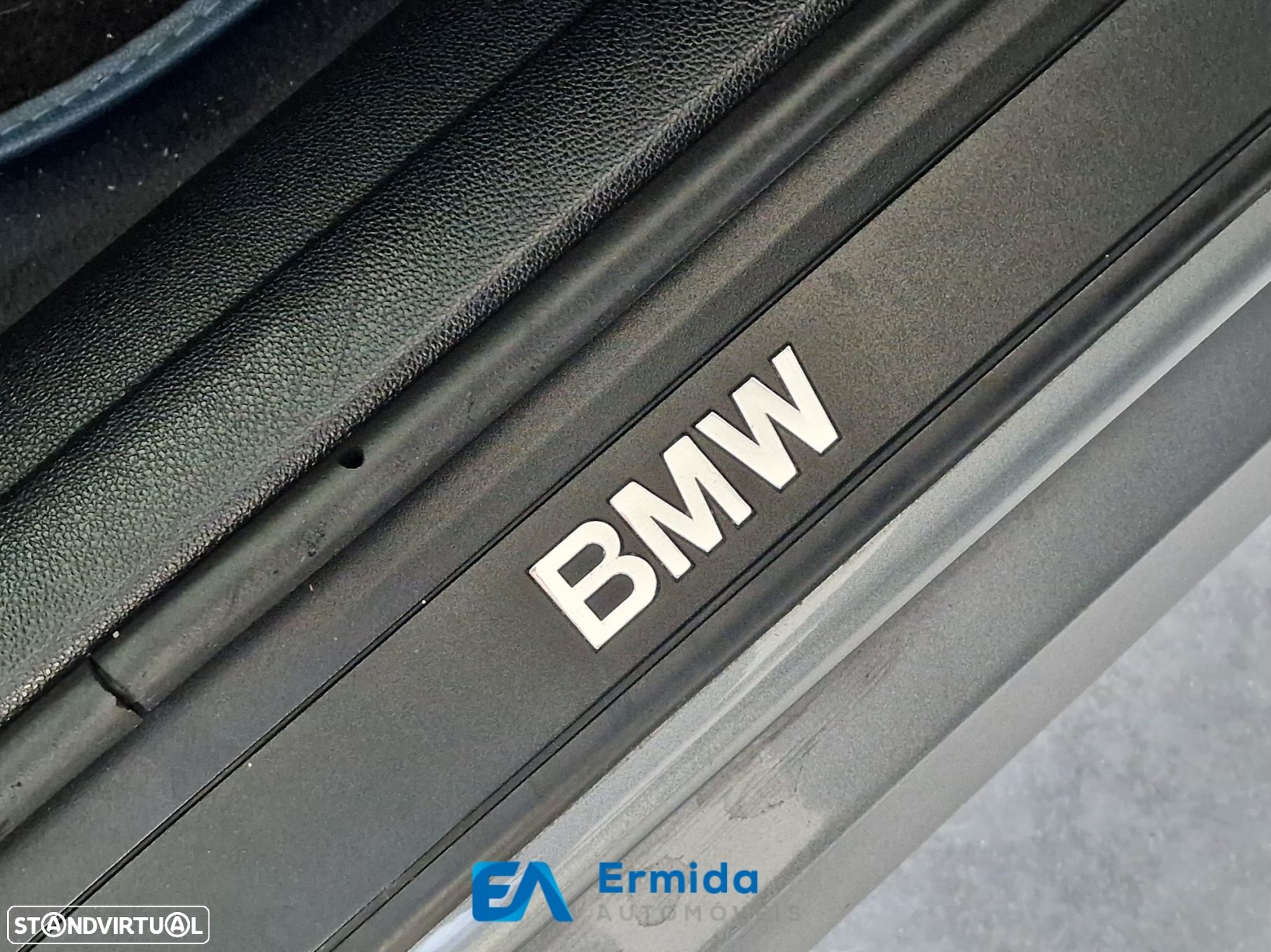 BMW 320 d Touring LifeStyle Auto - 23