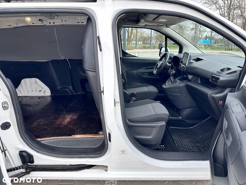 Opel Combo - 13