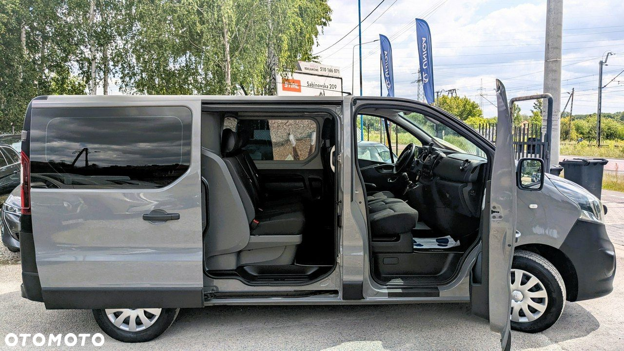 Opel Vivaro - 11