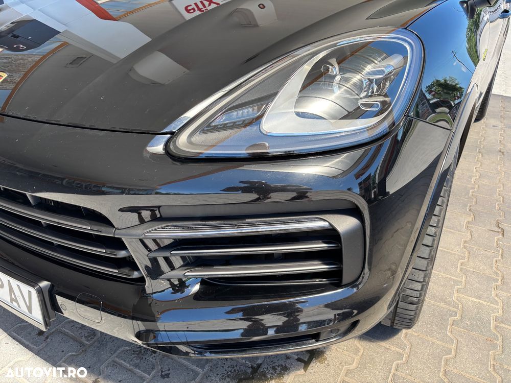PORSCHE Cayenne 2022 — imagine 30