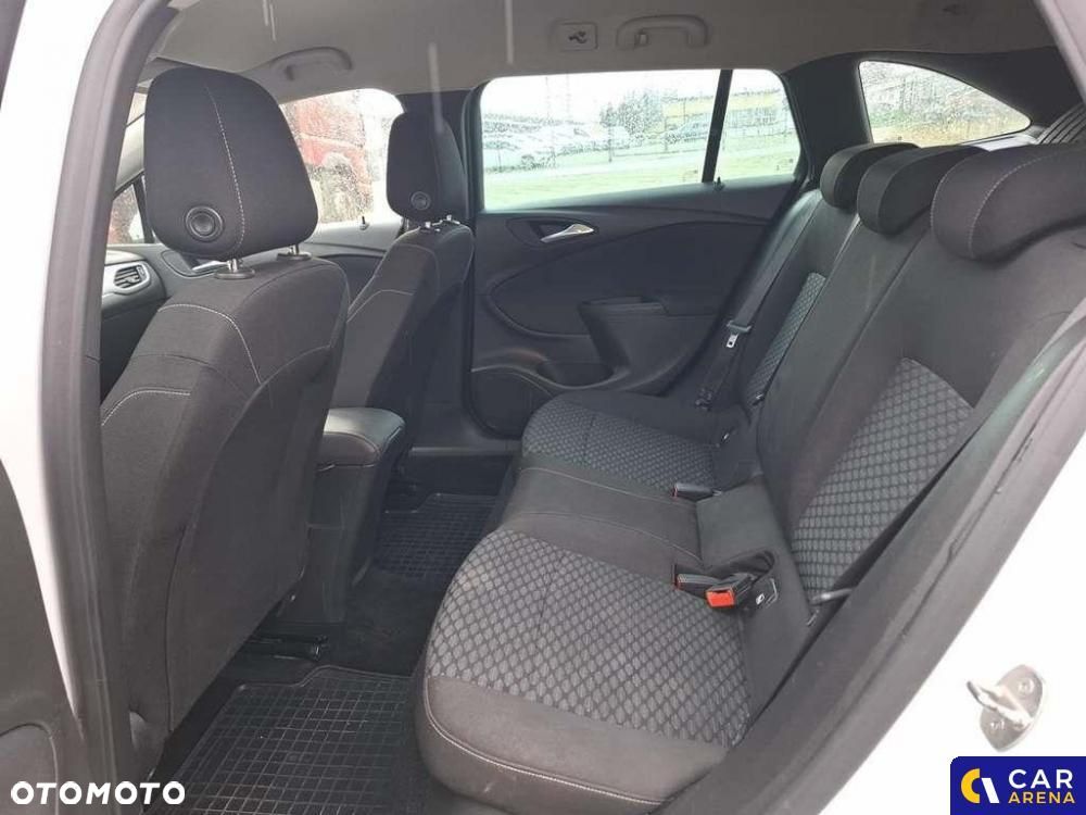 Opel Astra - 36