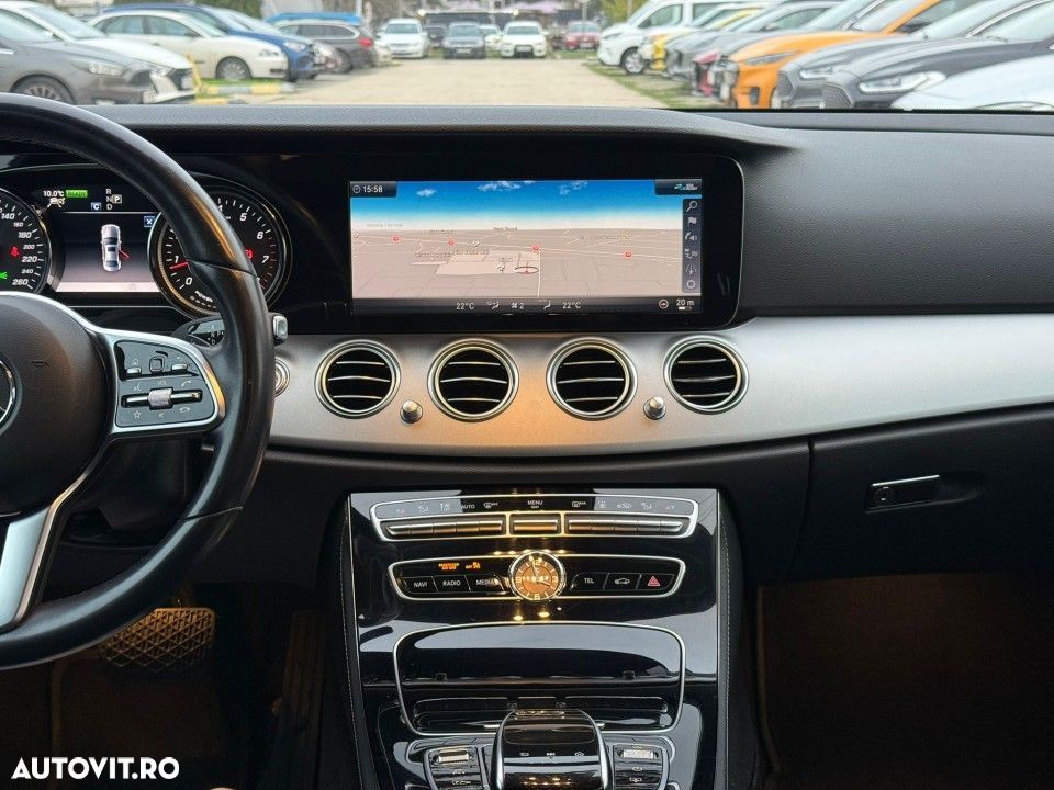 Mercedes-Benz E - 24