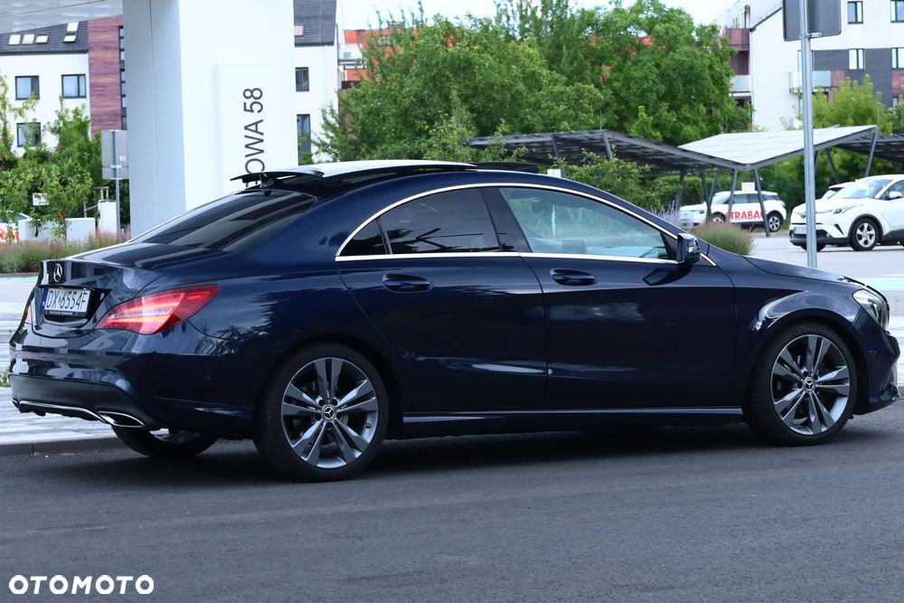 Mercedes-Benz CLA 180 7G-DCT Peak Edition - 9