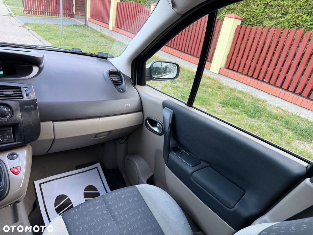 Renault Scenic 1.6 Confort Expression - 8