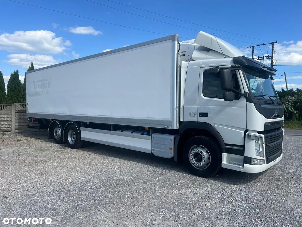 Volvo FM 370 / 6x2 / Chłodnia / Winda / - 18