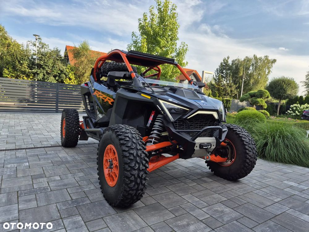 Polaris RZR - 8