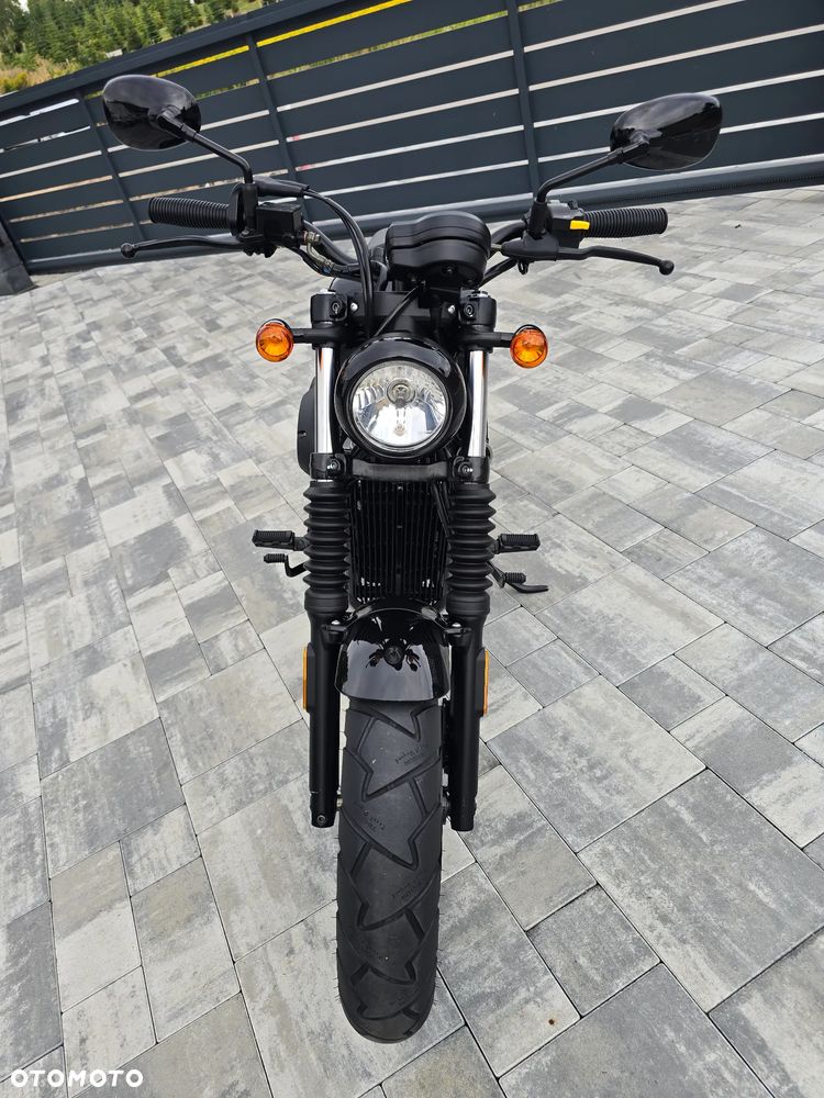 Hyosung GV - 16