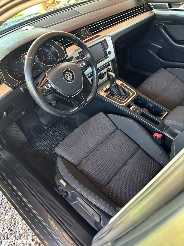 Volkswagen Passat 2.0 TDI BMT Comfortline DSG - 14