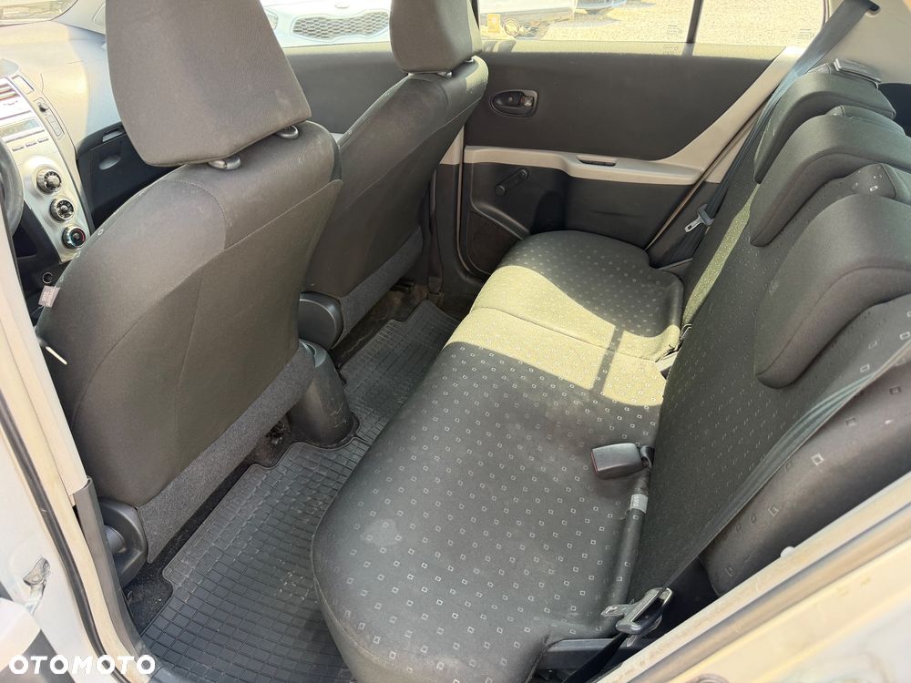 Toyota Yaris 1.3 Luna - 20