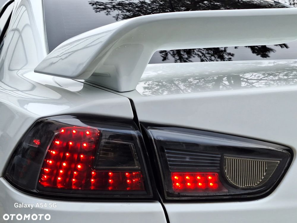 Mitsubishi Lancer 1.5 - 5