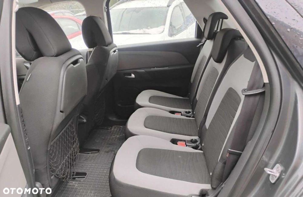 Citroën C4 Picasso - 11