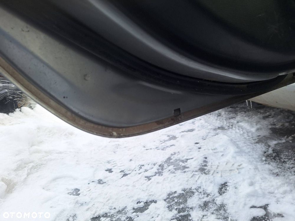 DRZWI KOMPLETNE LEWY TYŁ NISSAN MICRA K12 KY0 - 6