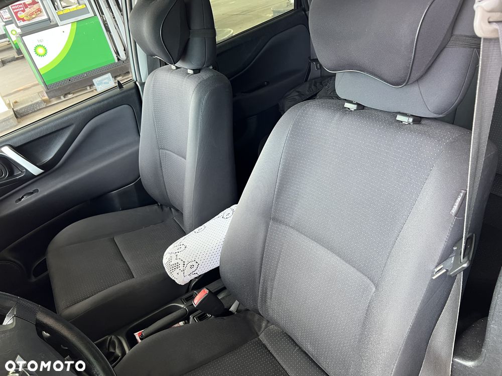 Mitsubishi Space Star 1.6 Comfort - 12