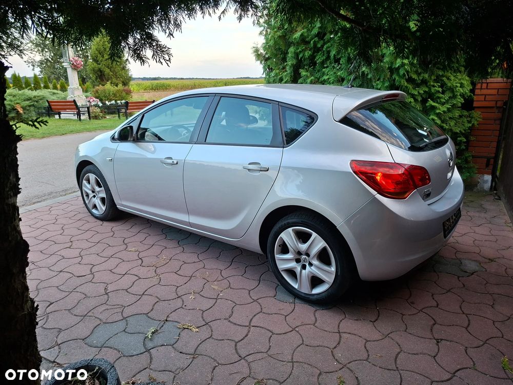 Opel Astra - 23
