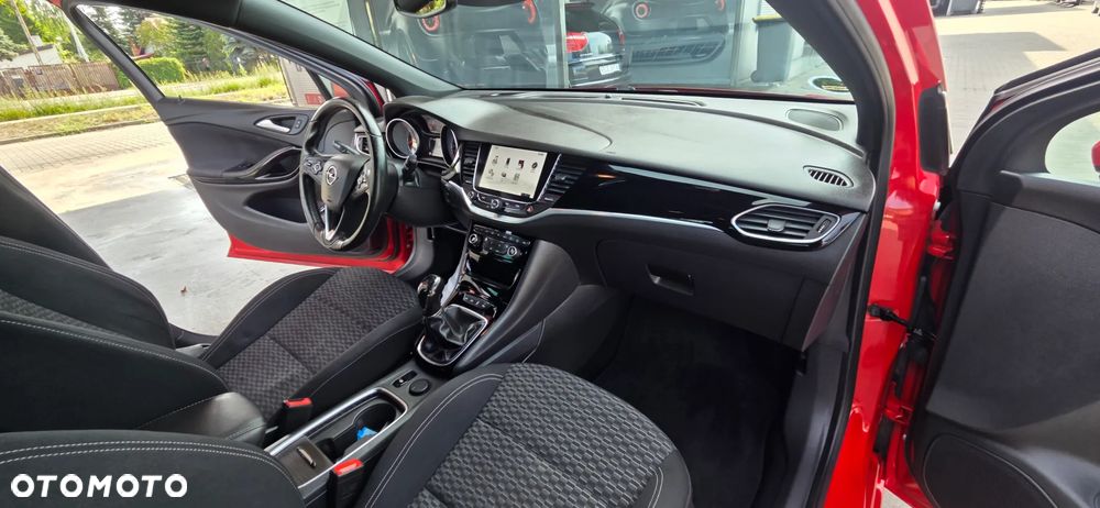 Opel Astra 1.4 Turbo Start/Stop 120 Jahre - 38
