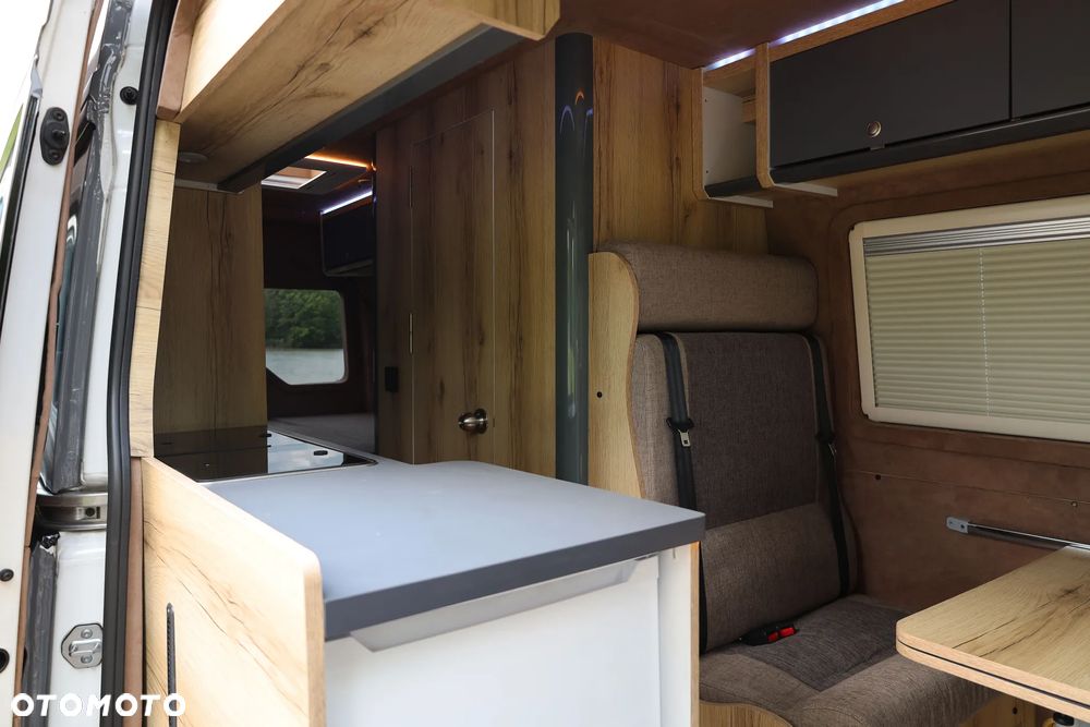 Volkswagen Crafter - 39