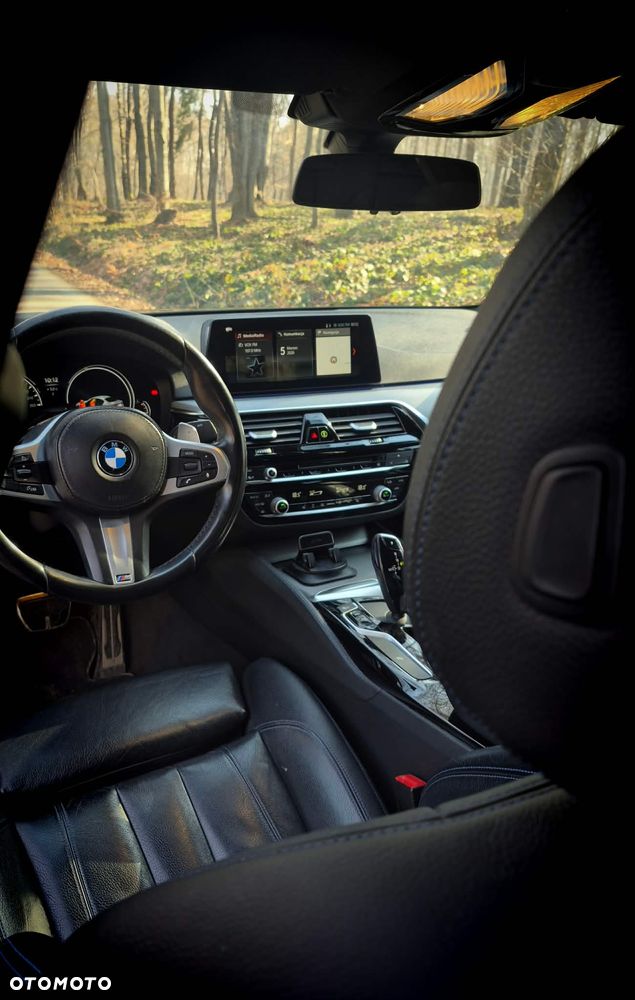BMW Seria 5 520d xDrive - 7
