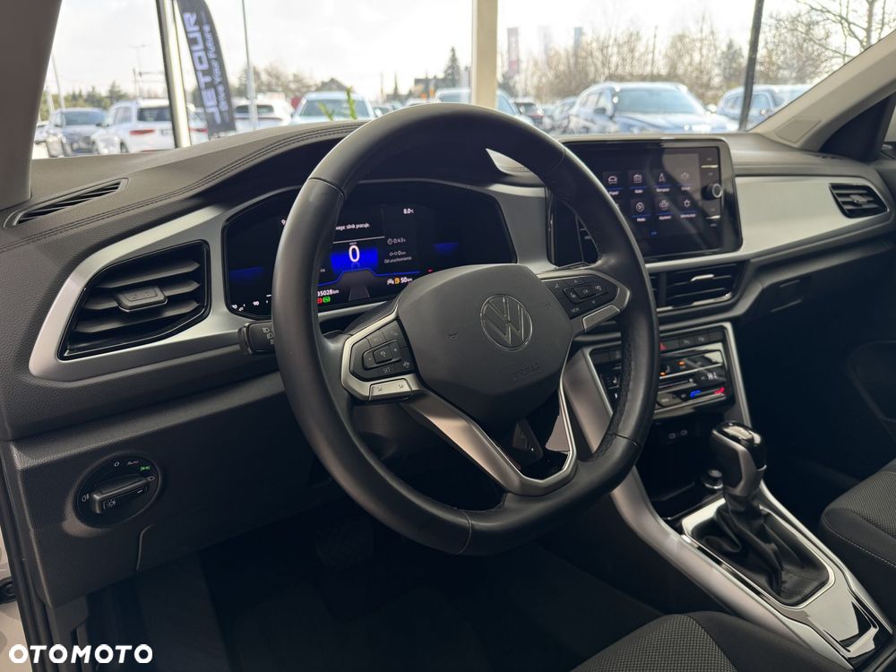 Volkswagen T-Roc - 8