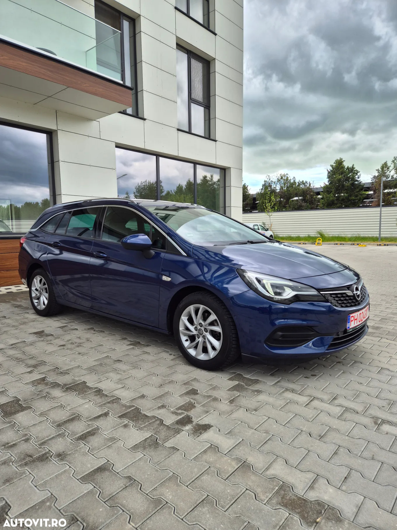 Opel Astra 1.5 D Start/Stop Sports Tourer Elegance - 2