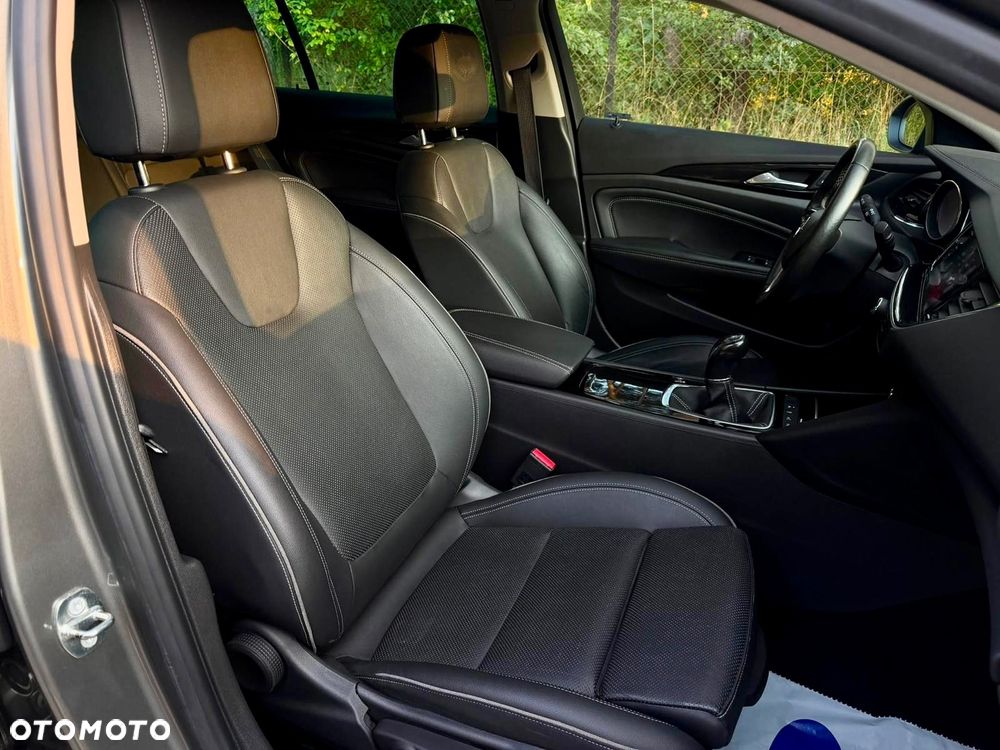 Opel Insignia 2.0 Business Innovation - 12