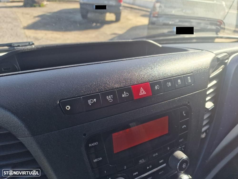 Iveco Daily DAILY VI CAIXA (156CV) - 21