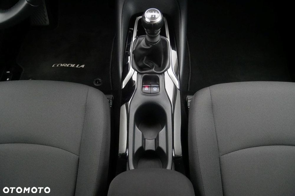 Toyota Corolla - 11