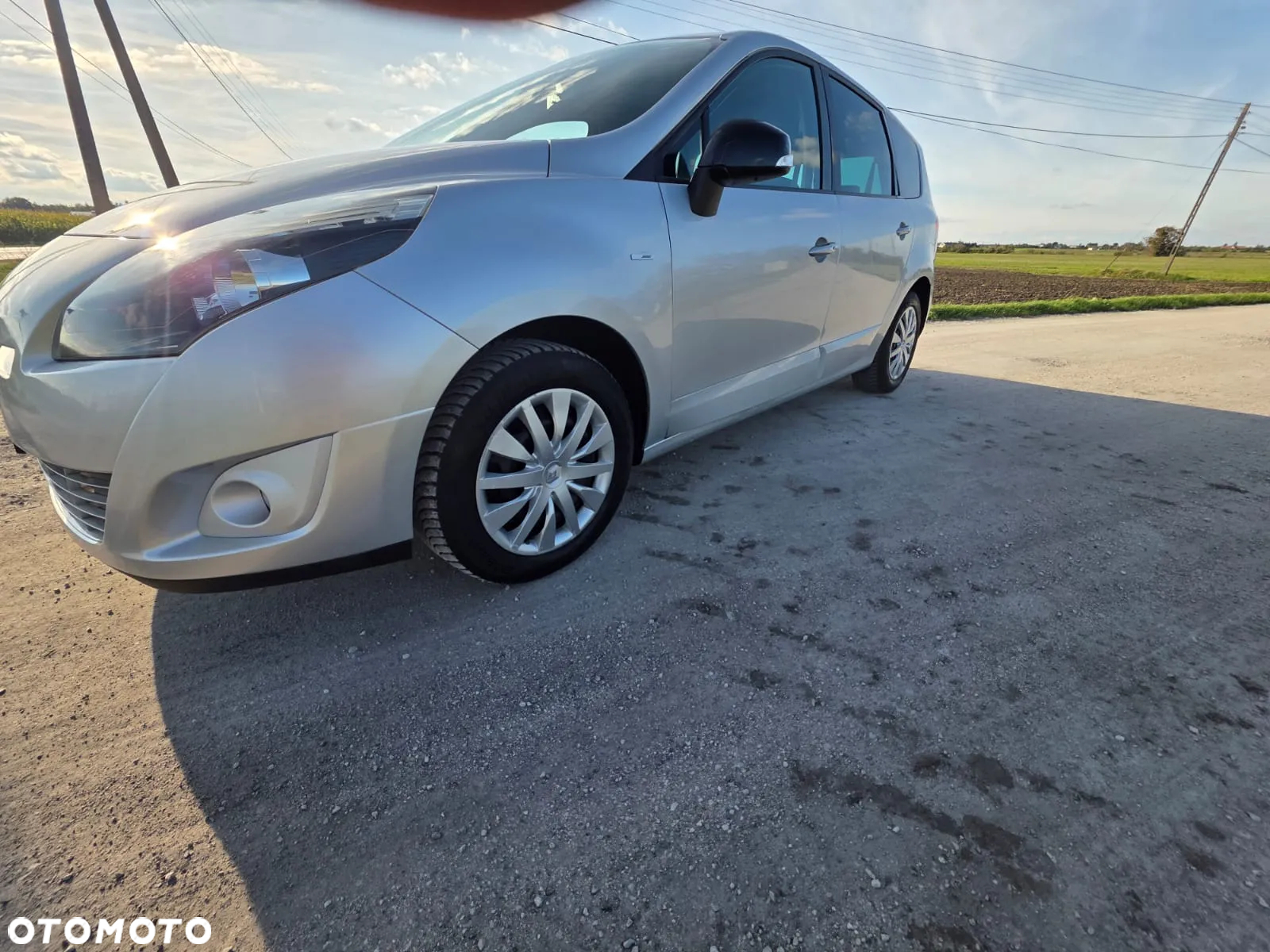 Renault Grand Scenic Gr 1.9 dCi Bose Edition - 12