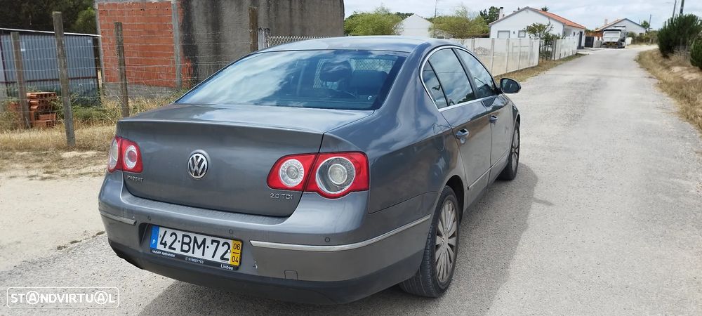 VW Passat 2.0 TDI Highline DSG - 3