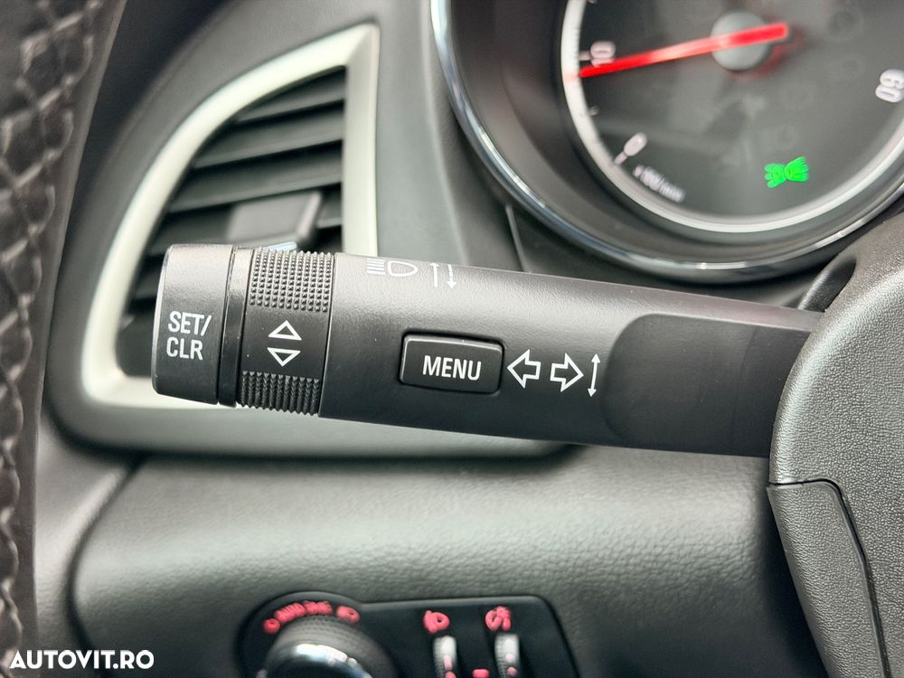 Opel Astra 1.7 CDTI ECOTEC Enjoy - 30