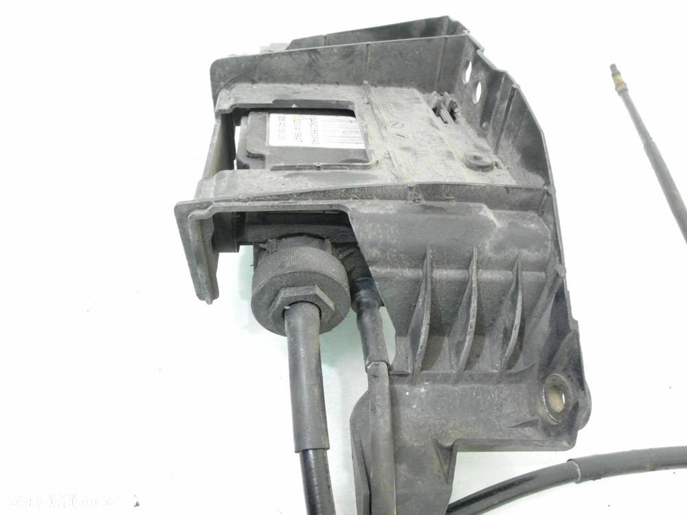 HAMULEC ELEKTRYCZNY RENAULT SCENIC II 8200418647 - 4