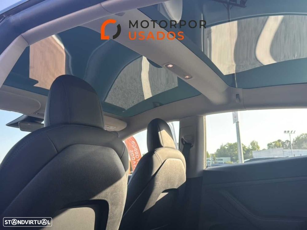 Tesla Model 3 - 13