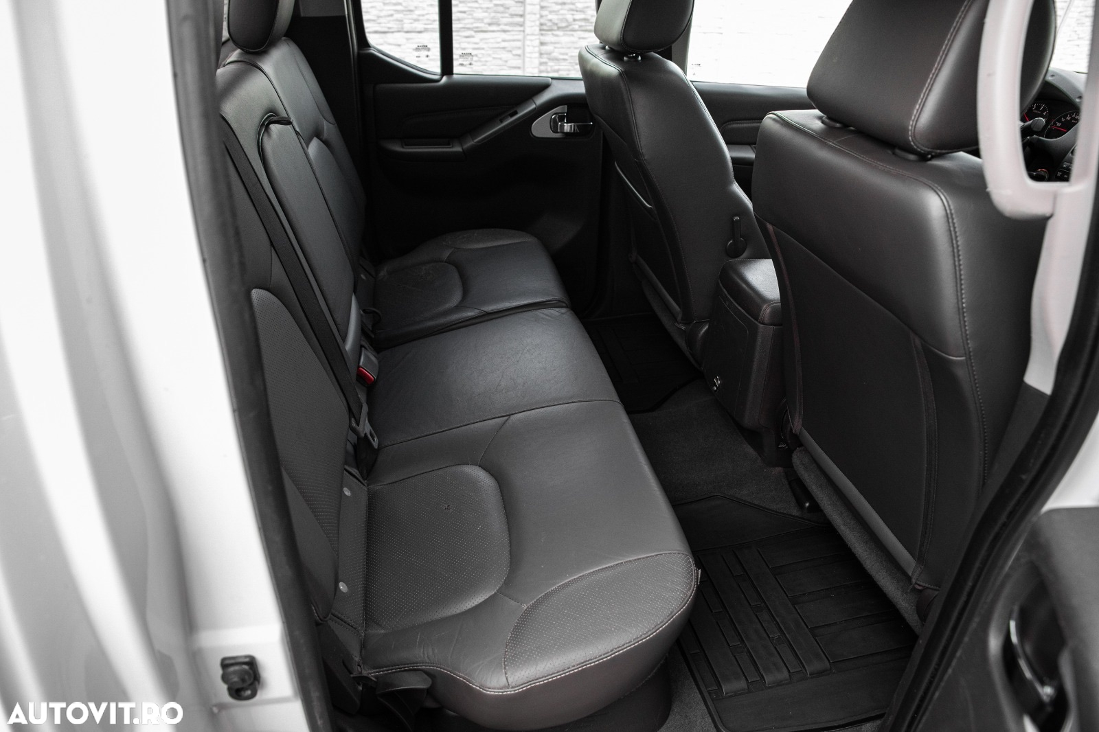 Nissan Navara 3.0 V6 dCi Double Cab LE Plus Aut. - 16