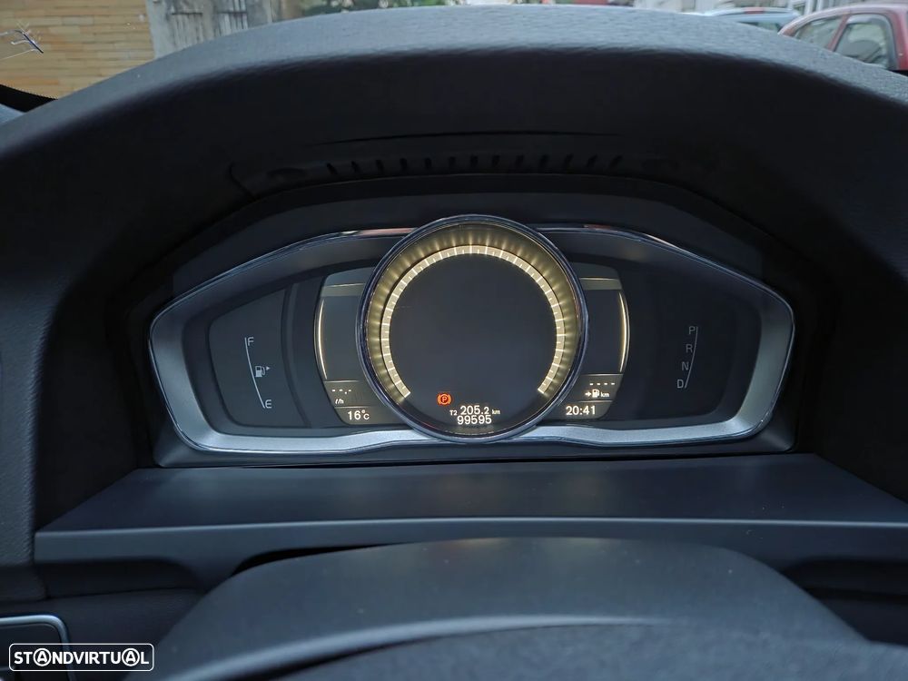 Volvo S60 2.0 D4 R-Design Momentum Geartronic - 22